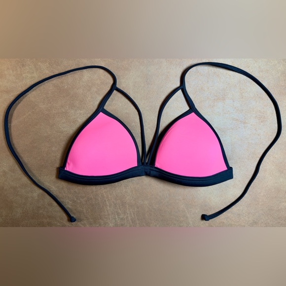 PINK Victoria's Secret Other - PINK Victoria's Secret | Swimsuit Top | Color: Pink/Black | Women's Small (S)